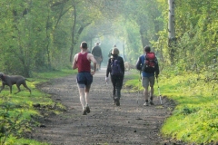 08:17 : The crowds vanishing into the morning mist, heading for Kenilworth