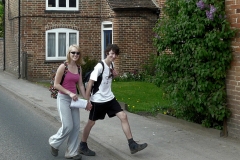 13:40 : A couple striding out crossing Rugby Road, Brinklow